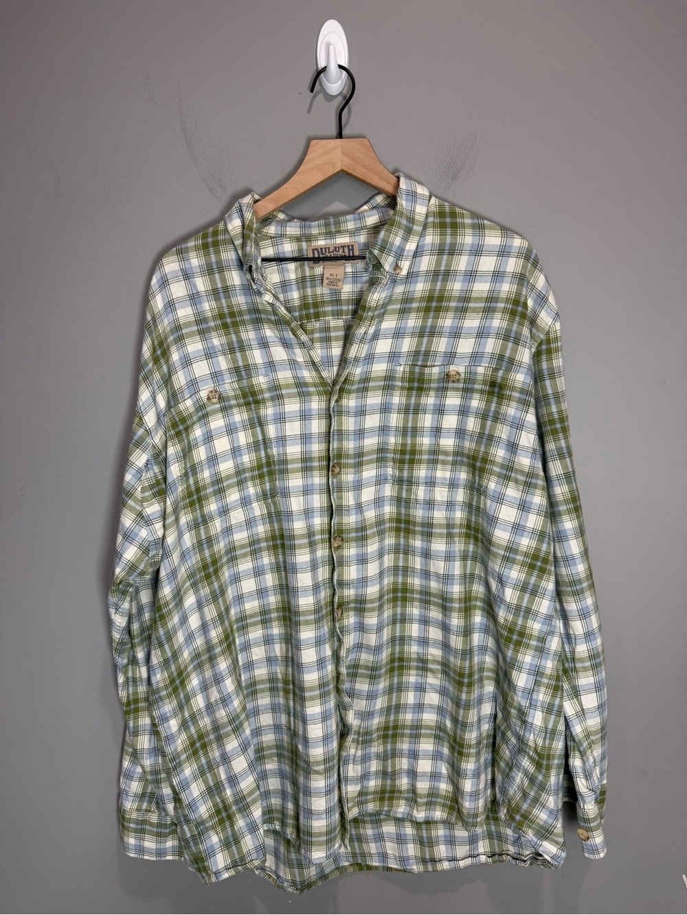 Duluth Trading Co Plaid Button Down Shirt XLT Tall Green Blue Cotton